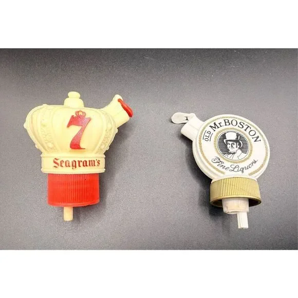 Mid-Century Advertising Liquor Bottle Pourers Plastic Barware, Seagrams, Imperia - Picture 7 of 10